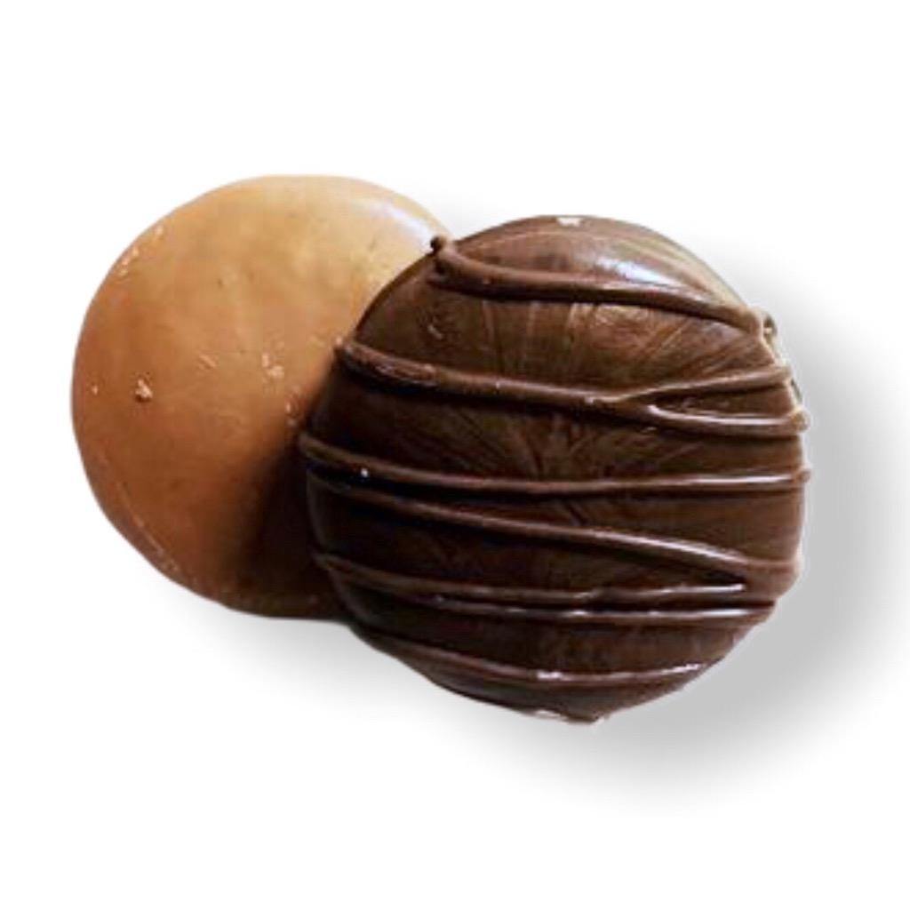 Chocolate Chocolate Dipped Oreo - Chocolate Works Scarsdale 
